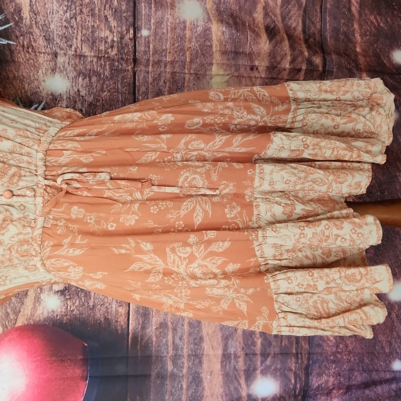 💥SALE💥  SHAREEN collection floral boho midi dress - Picture 3 of 7